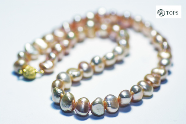 一番人気＞カラータイプの高級淡水真珠デザインネックレス